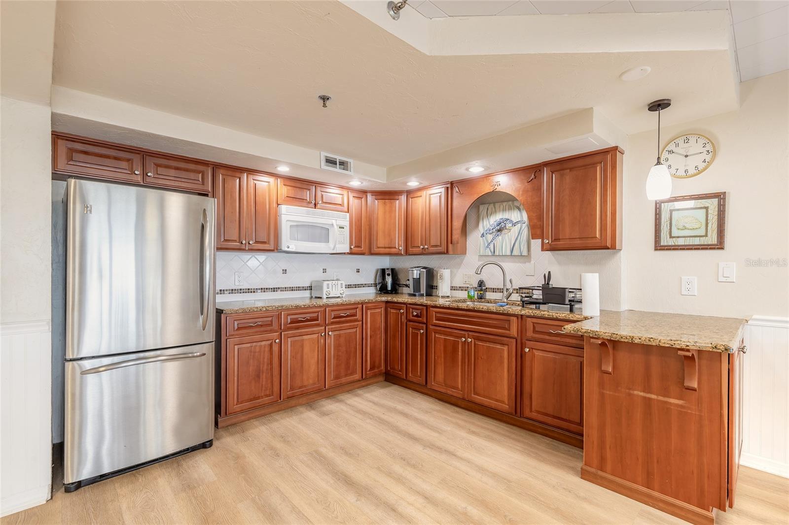 MOONTIDE CONDO - Residential