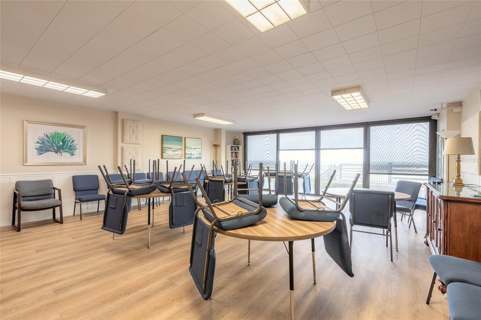 MOONTIDE CONDO - Residential