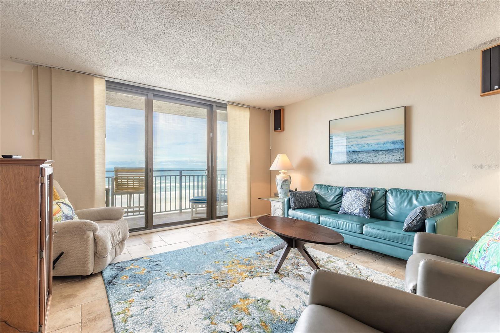 MOONTIDE CONDO - Residential