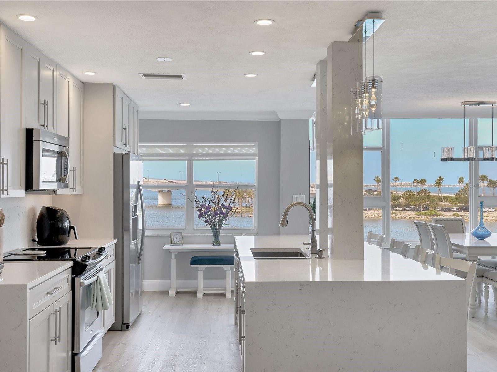 HARBOR HOUSE WEST - Residential Lease