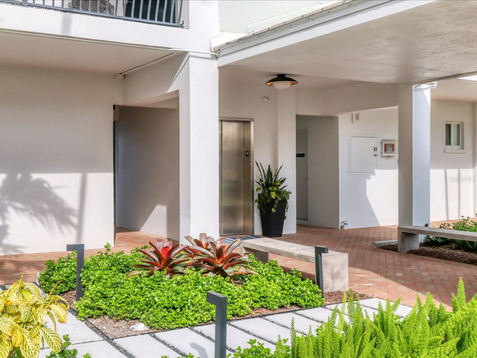 HARBOR HOUSE WEST - Residential Lease