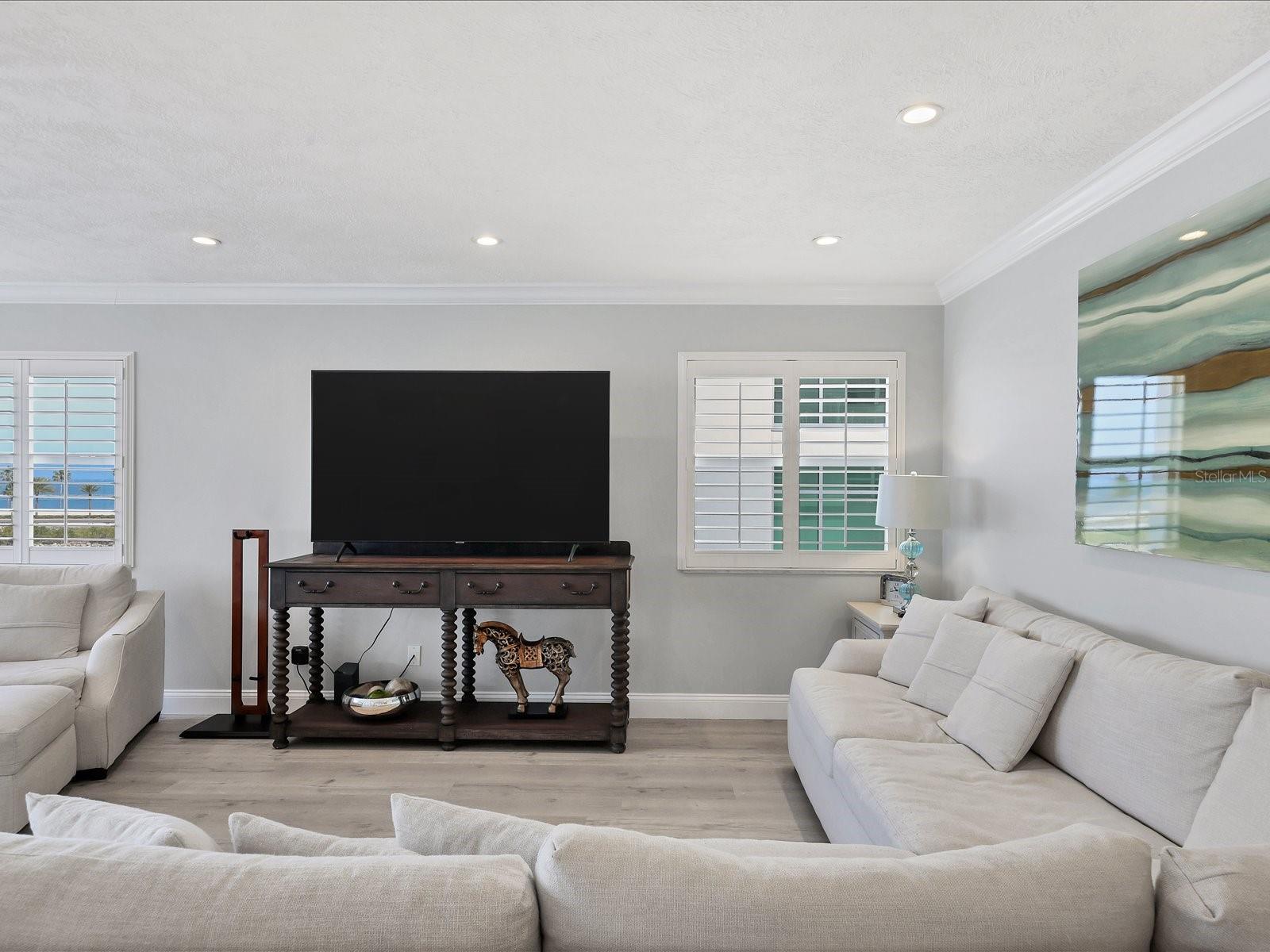 HARBOR HOUSE WEST - Residential Lease