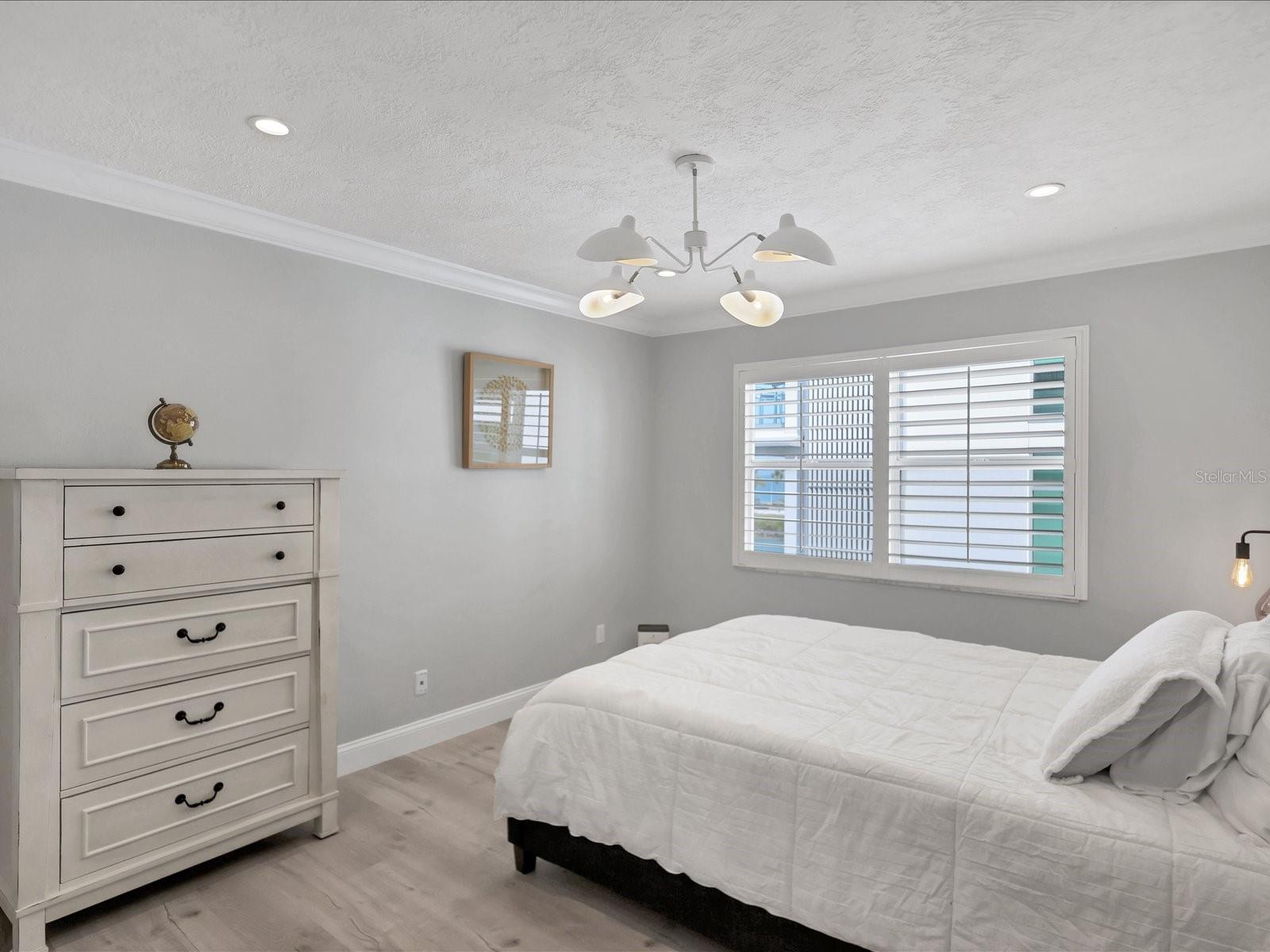 HARBOR HOUSE WEST - Residential Lease