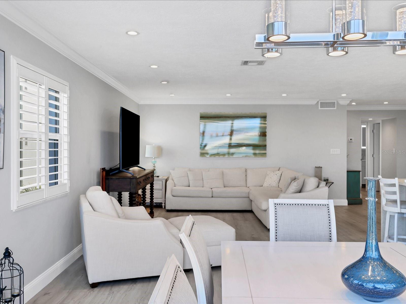 HARBOR HOUSE WEST - Residential Lease