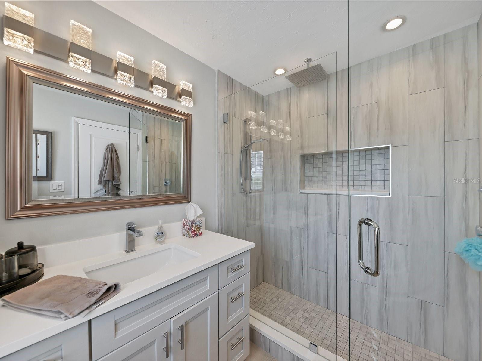 HARBOR HOUSE WEST - Residential Lease
