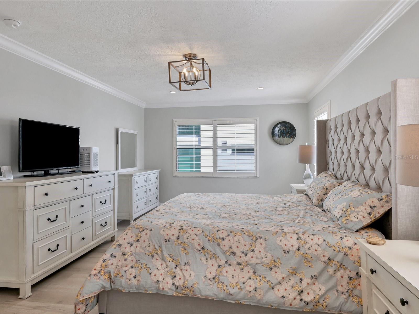 HARBOR HOUSE WEST - Residential Lease