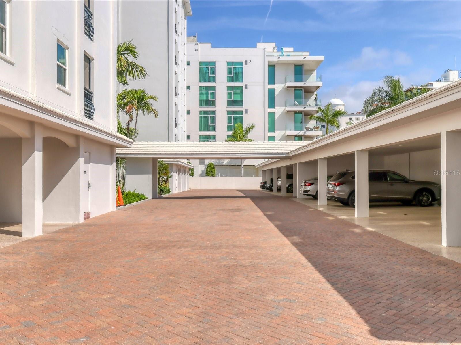 HARBOR HOUSE WEST - Residential Lease