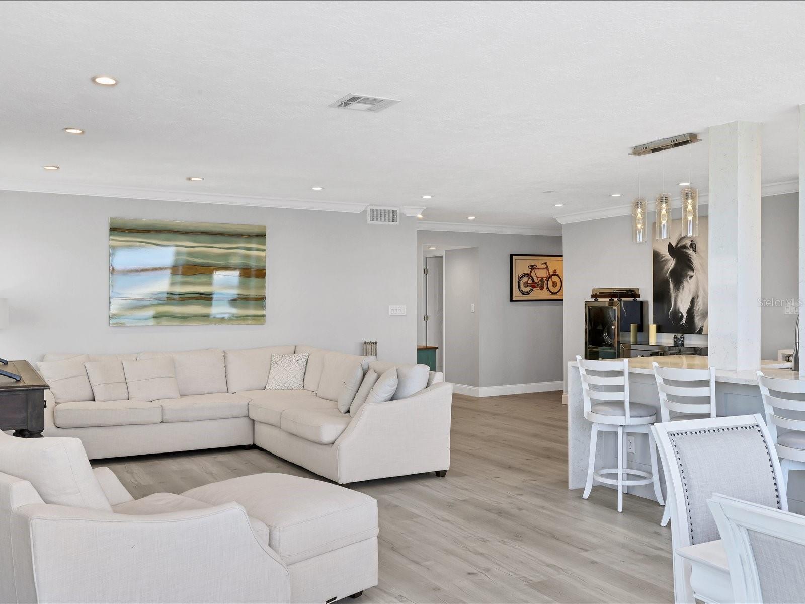 HARBOR HOUSE WEST - Residential Lease