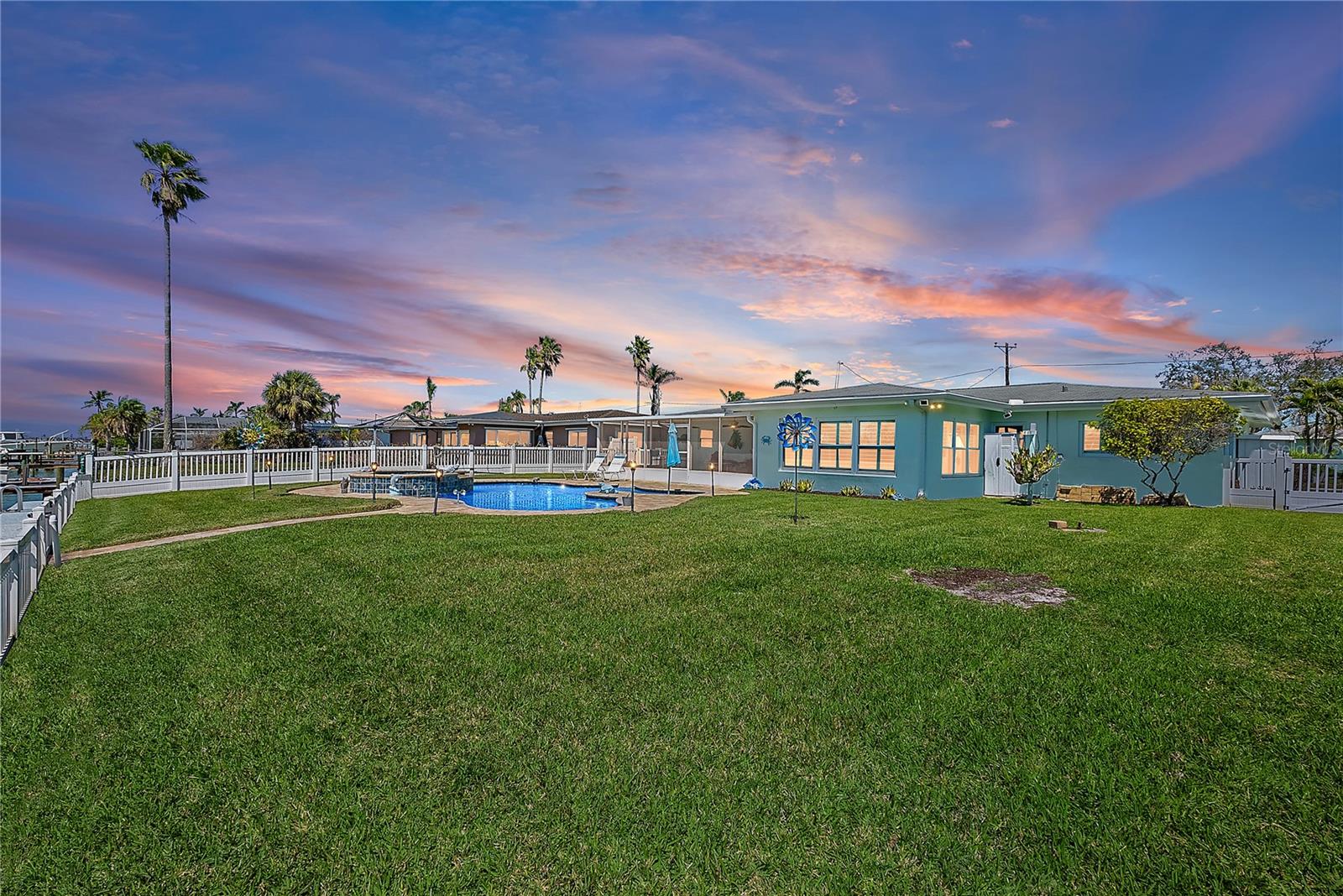 CAPRI ISLE SUB - Residential