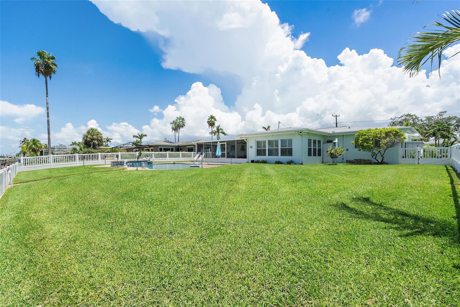 CAPRI ISLE SUB - Residential