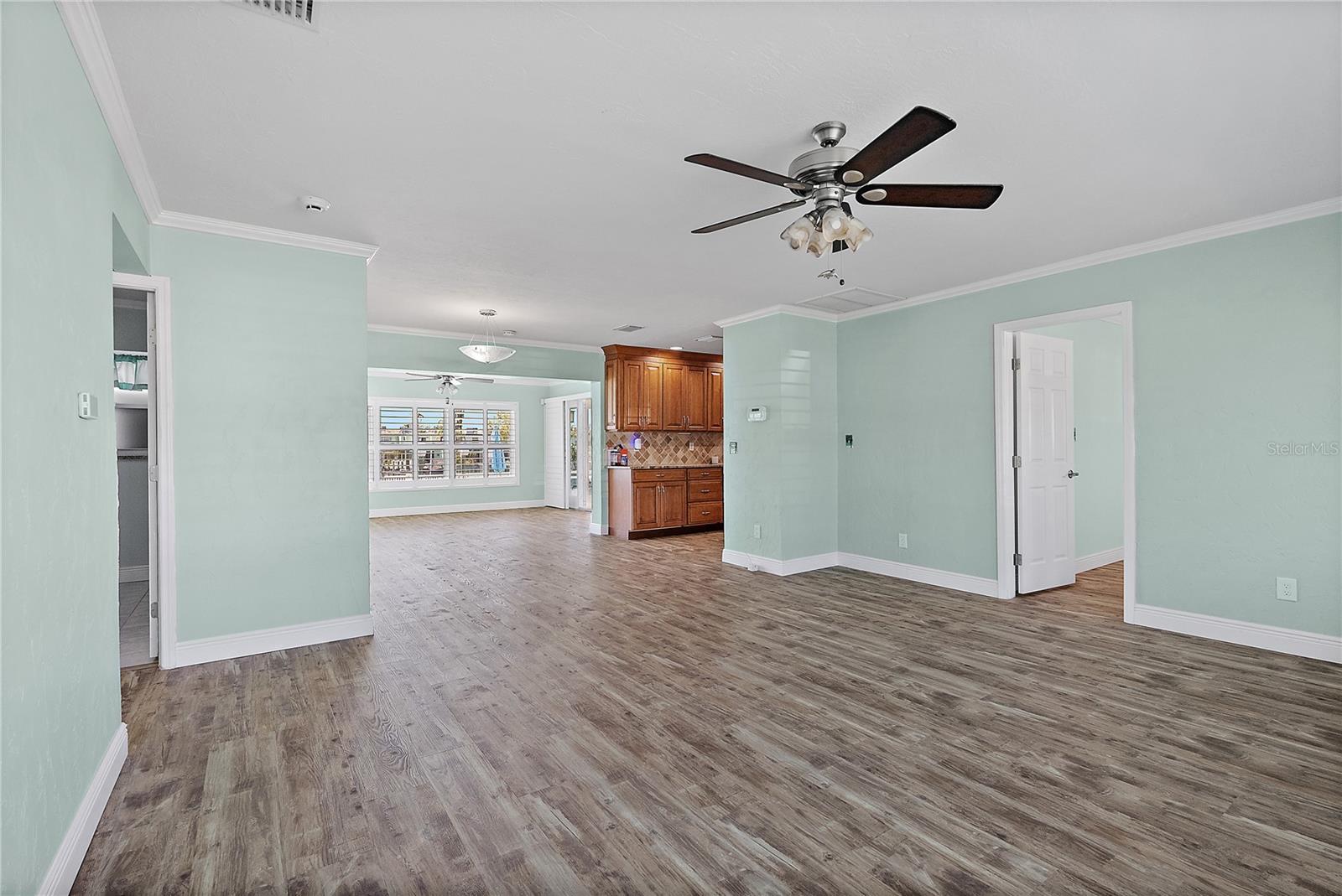 CAPRI ISLE SUB - Residential