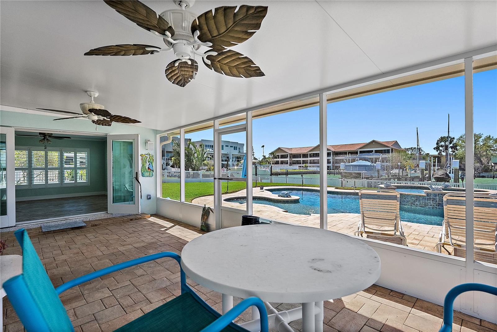 CAPRI ISLE SUB - Residential