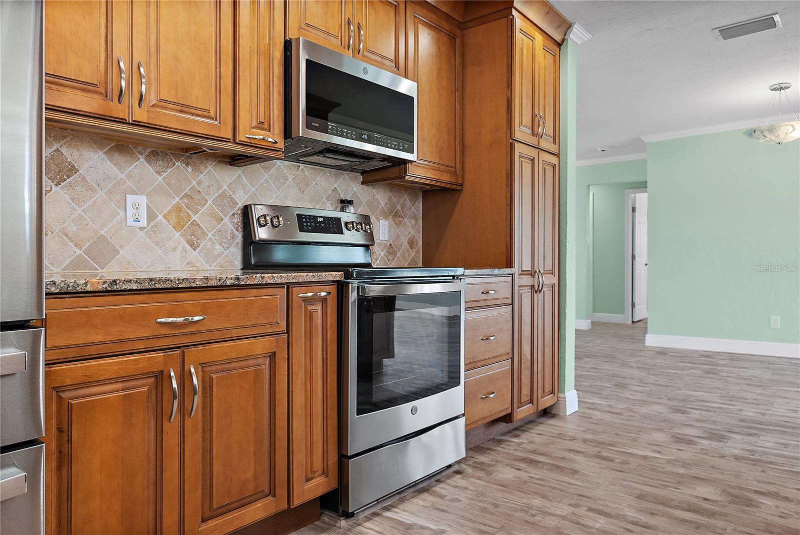 CAPRI ISLE SUB - Residential
