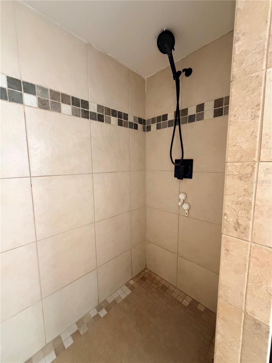 DELTONA LAKES UNIT 42 - Residential