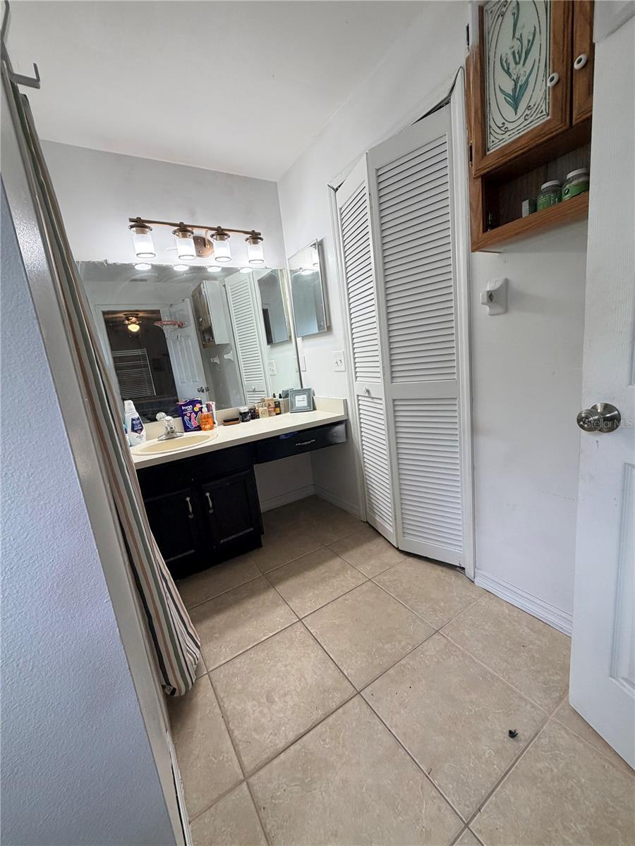 DELTONA LAKES UNIT 42 - Residential