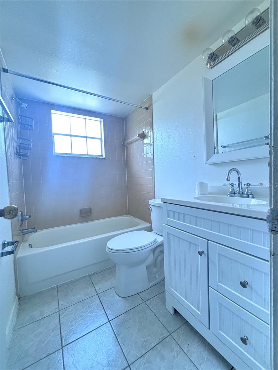 576 FAIRWAYS LANE M104
