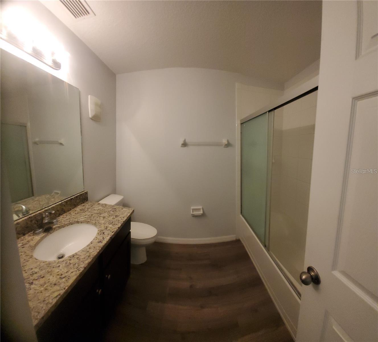 BUENAVENTURA LAKES UNIT 01 - Residential Lease