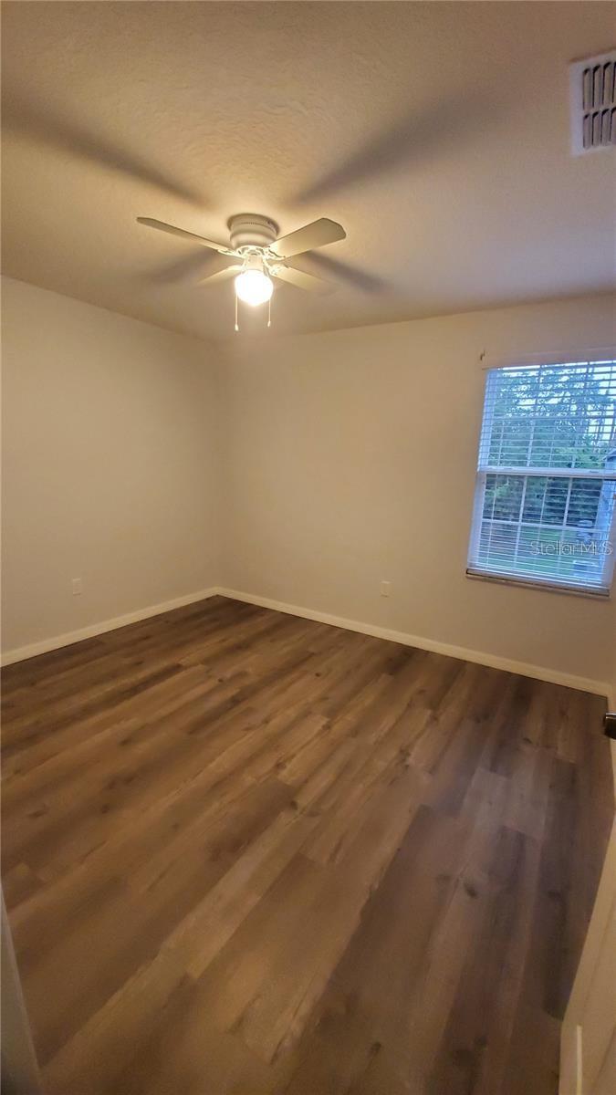 BUENAVENTURA LAKES UNIT 01 - Residential Lease