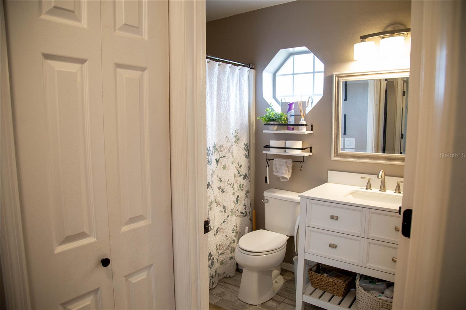 DELTONA LAKES UNIT 32 - Residential