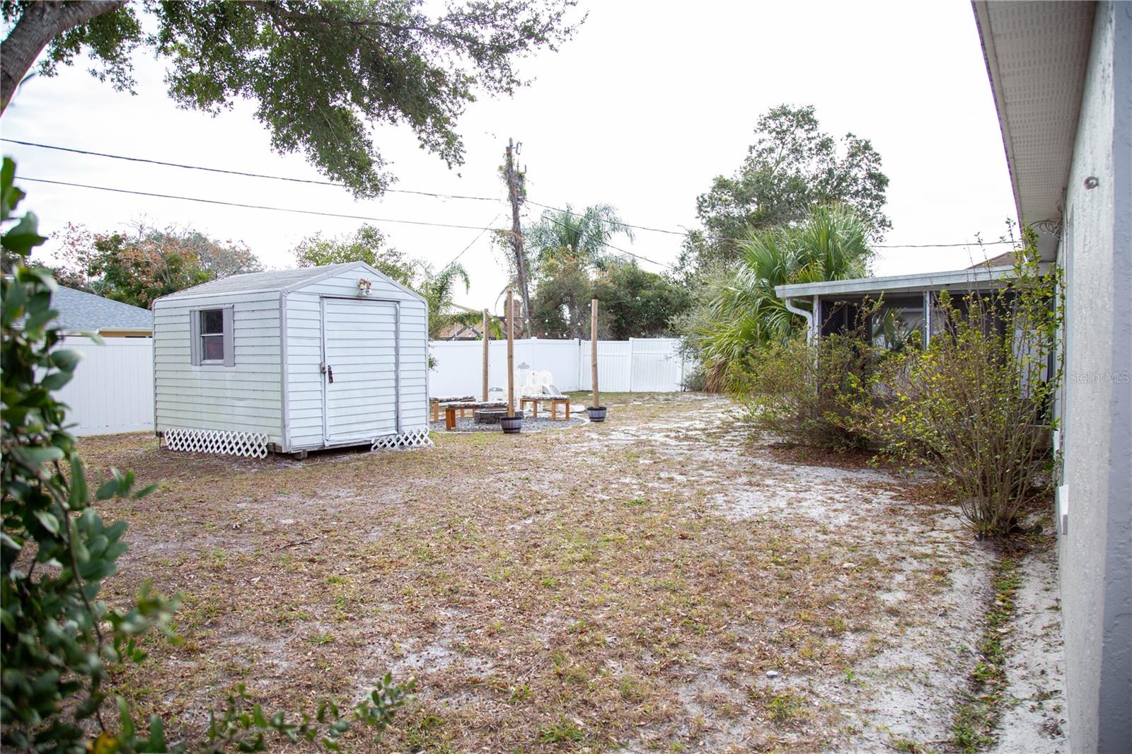 DELTONA LAKES UNIT 32 - Residential