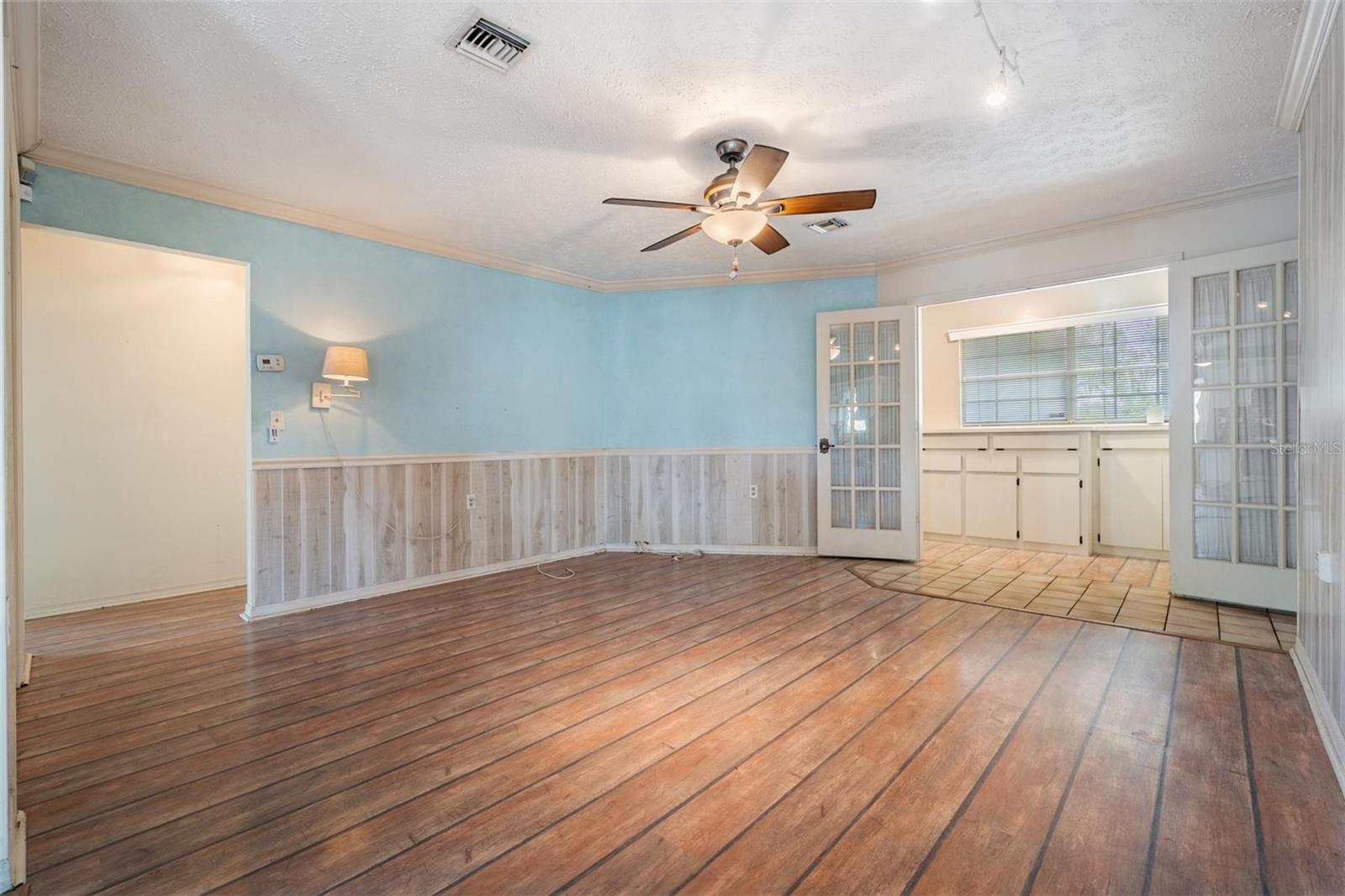 FOREST LAKE ESTATES - Residential