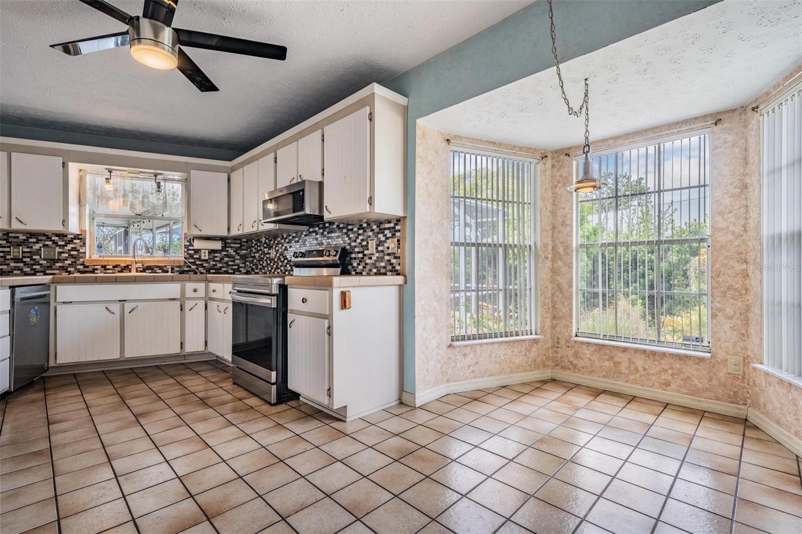 FOREST LAKE ESTATES - Residential