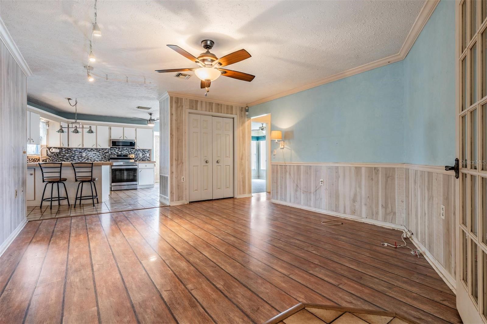 FOREST LAKE ESTATES - Residential