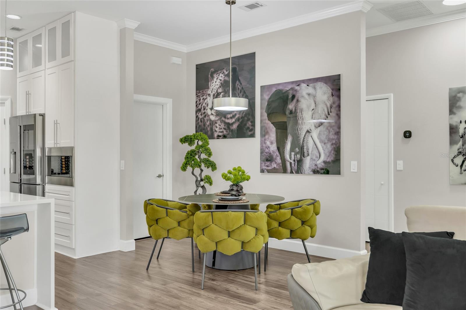 OAKS WINDERMERE 47/57 - Residential