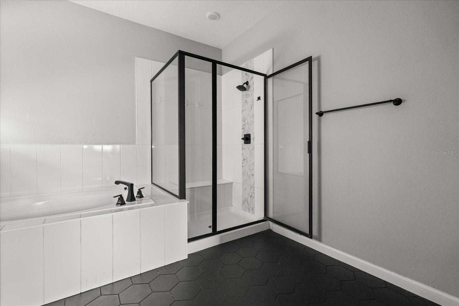 EDEN HILLS - Residential