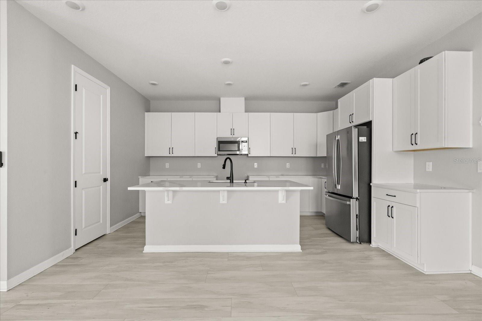 EDEN HILLS - Residential