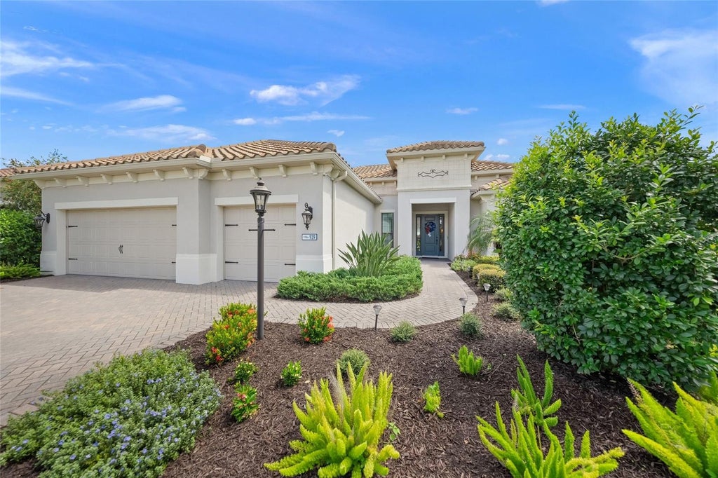 Photo of 939 River Wind Circle, Bradenton, FL 34212 (MLS # A4707288)