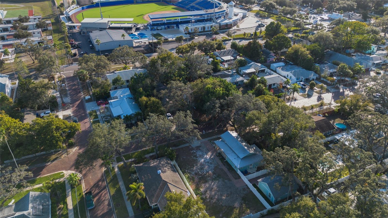 HIGHLAND PARK HELLERS - Residential