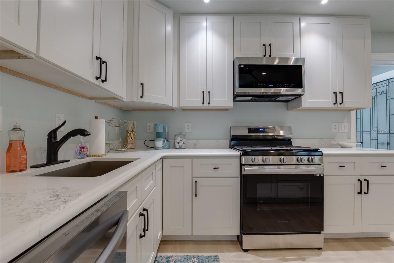 HIGHLAND PARK HELLERS - Residential