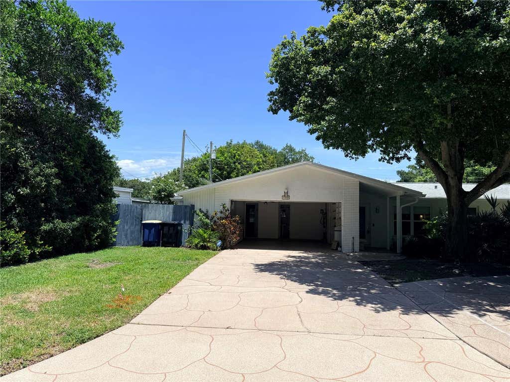 Photo of 1479 S Evergreen Avenue, Clearwater, FL 33756 (MLS # TB8516375)