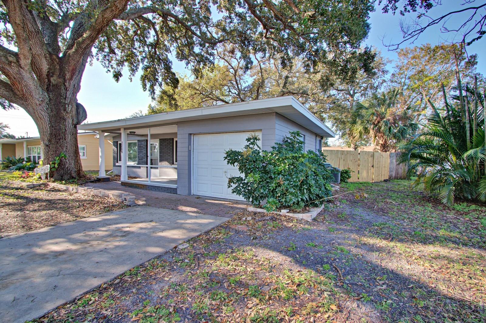 1246 MARGINA AVENUE