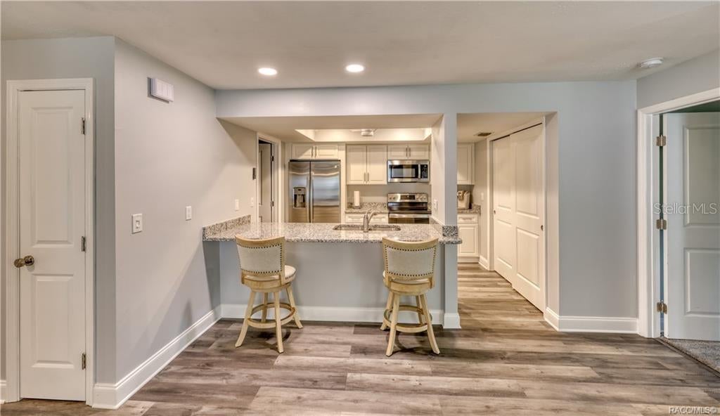 85 GOLFVIEW DRIVE