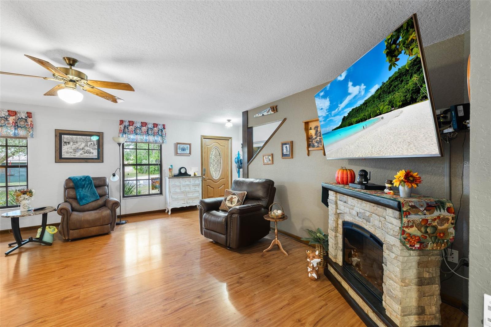 GULF COAST ACRES - Residential