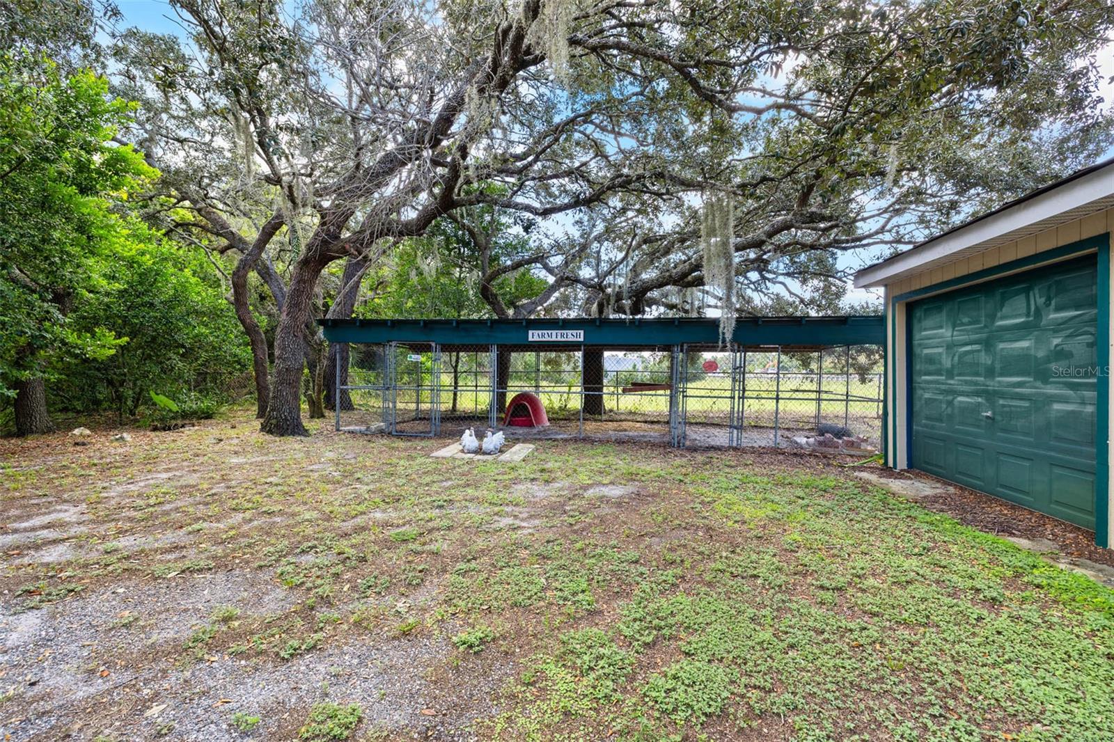 GULF COAST ACRES - Residential