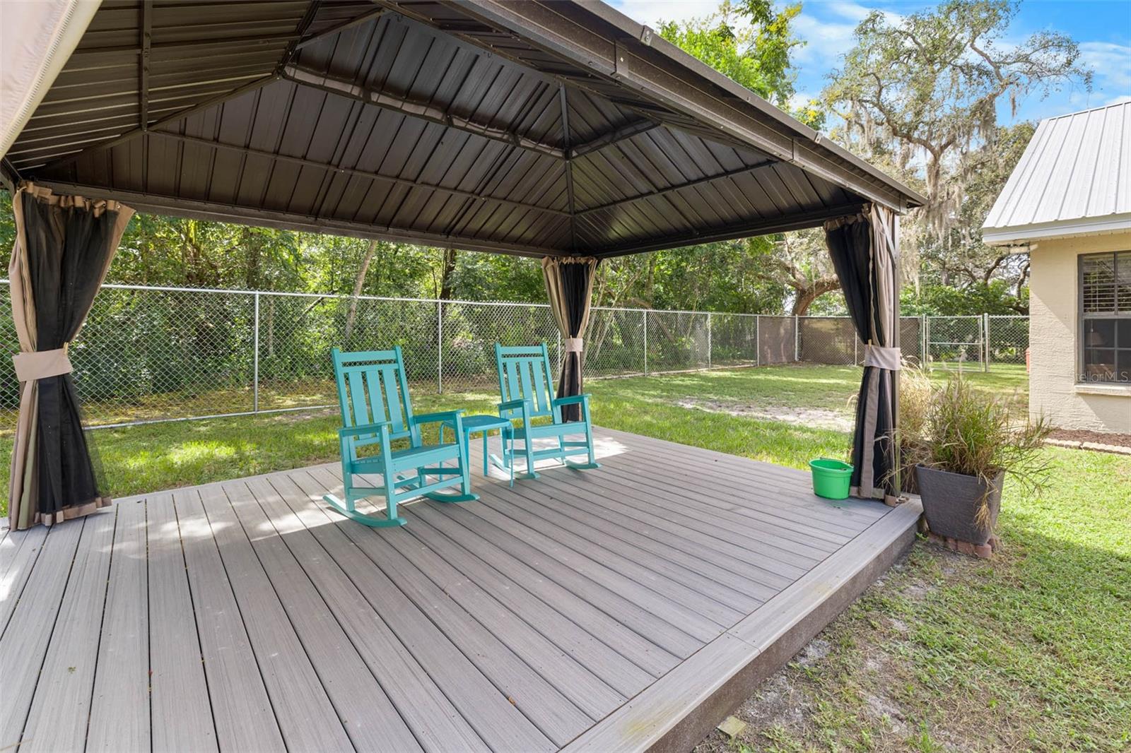 GULF COAST ACRES - Residential