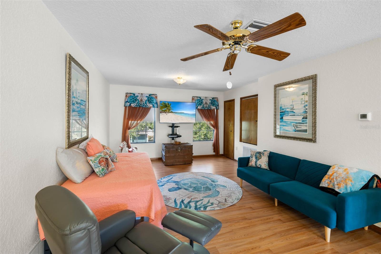 GULF COAST ACRES - Residential