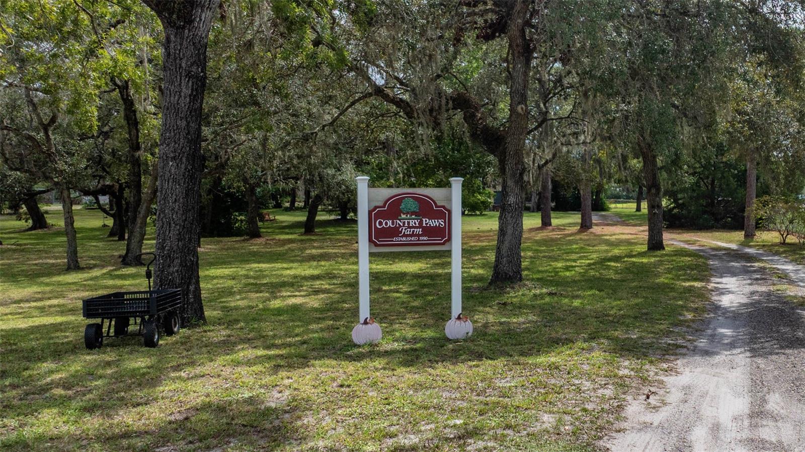GULF COAST ACRES - Residential