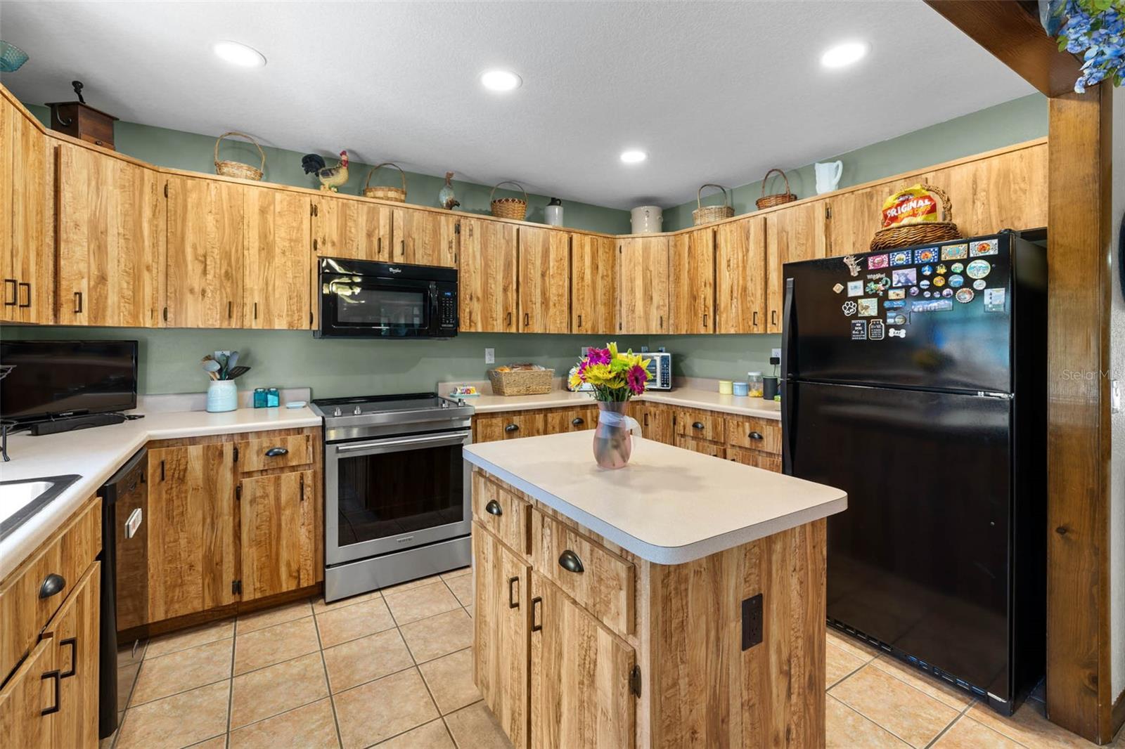 GULF COAST ACRES - Residential