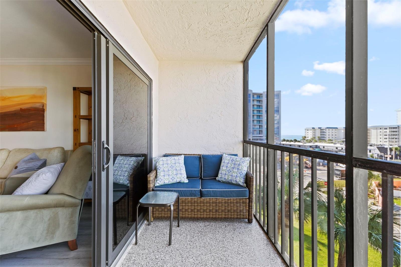 LIDO TOWERS - Residential