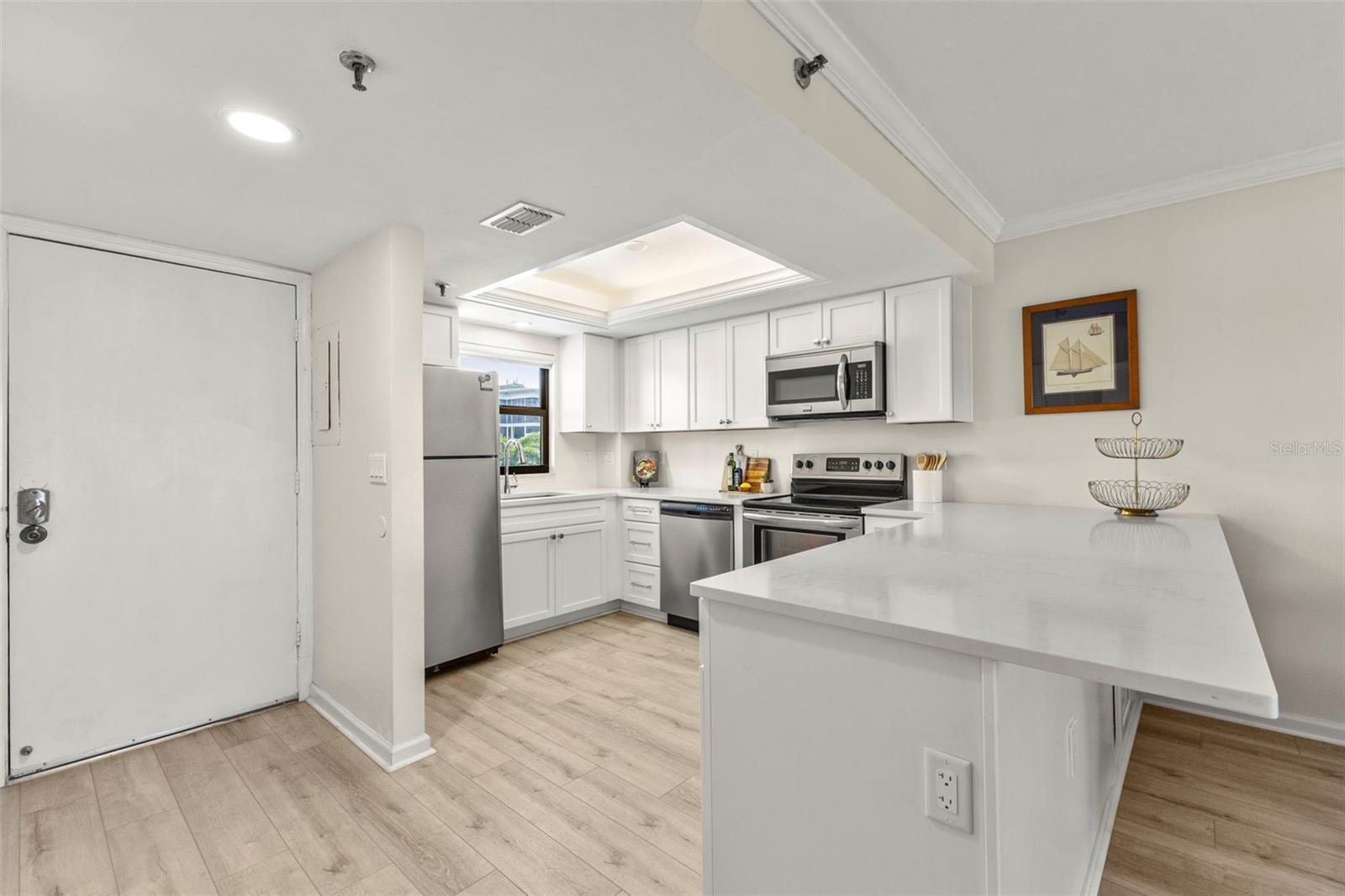 LIDO TOWERS - Residential