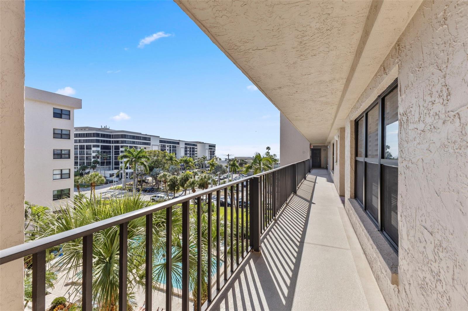 LIDO TOWERS - Residential