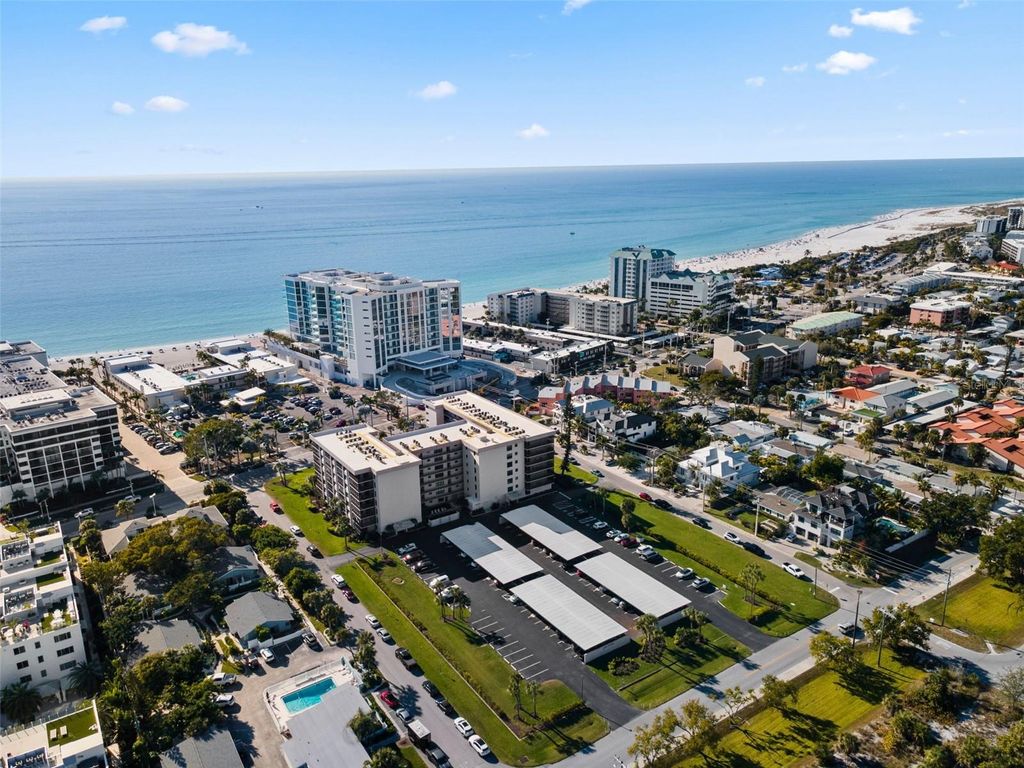 Photo of 1001 Benjamin Franklin Drive #503, Sarasota, FL 34236 (MLS # A4680281)