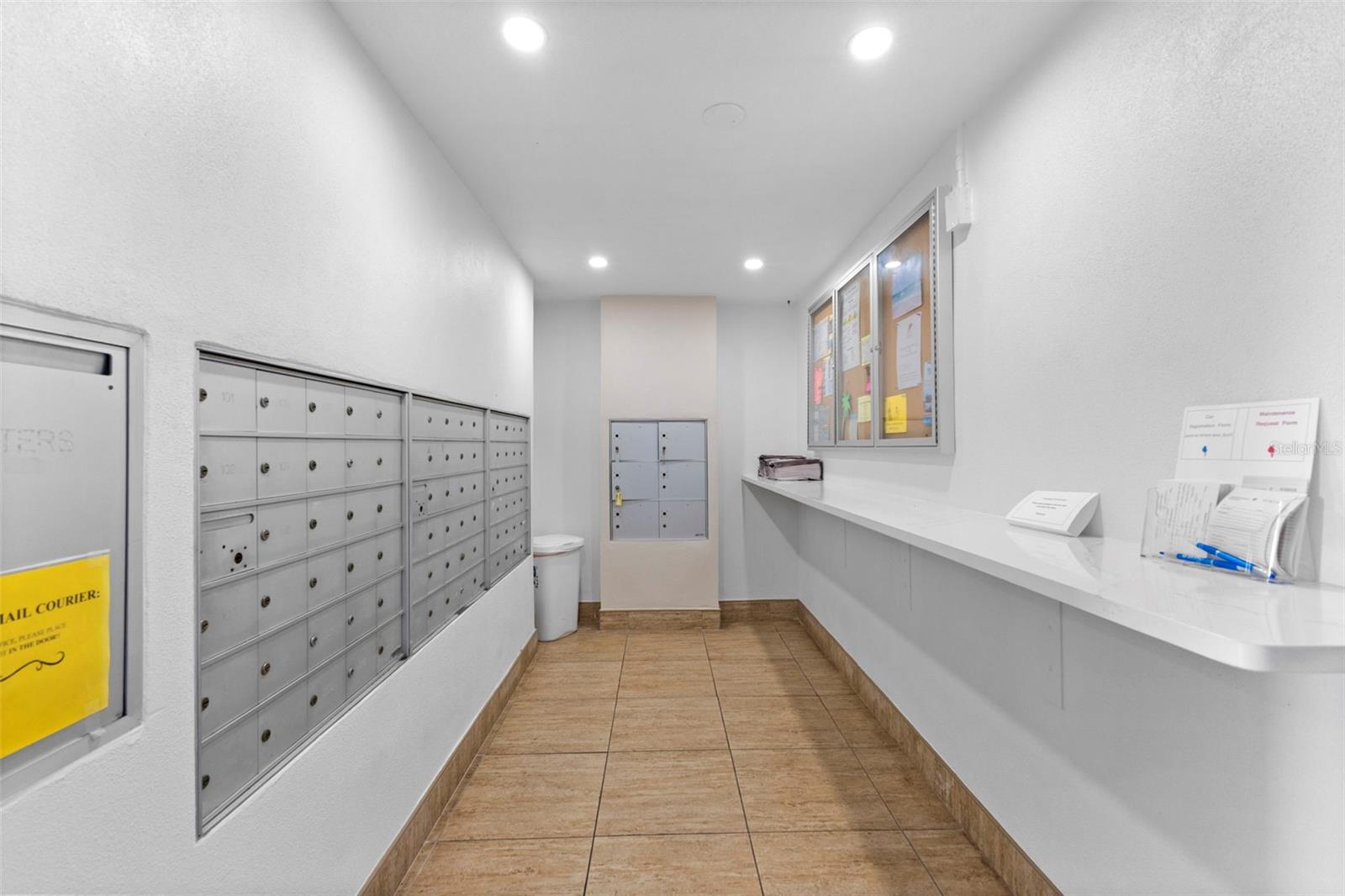 LIDO TOWERS - Residential