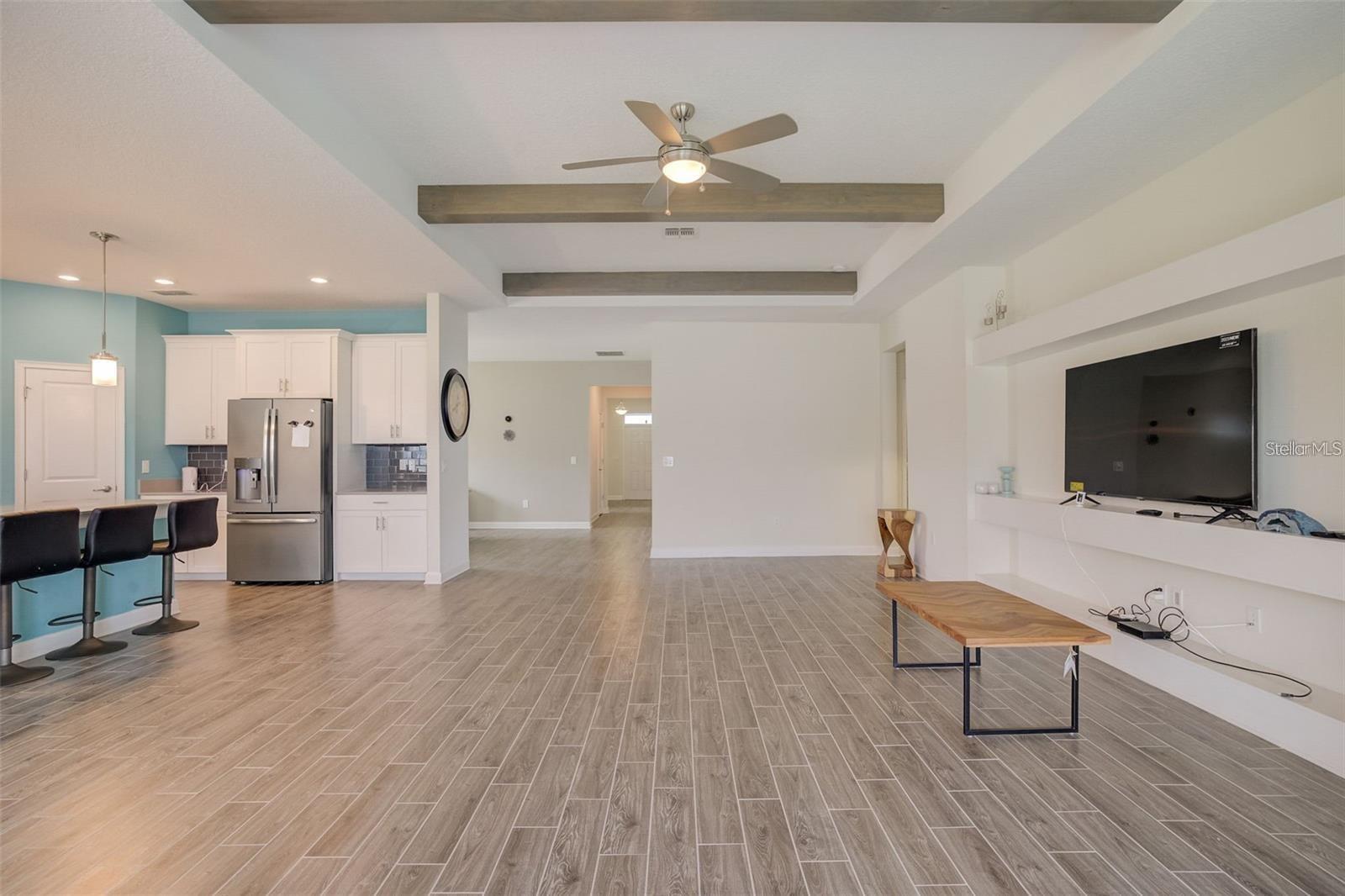 STOREY LAKE - Residential Lease