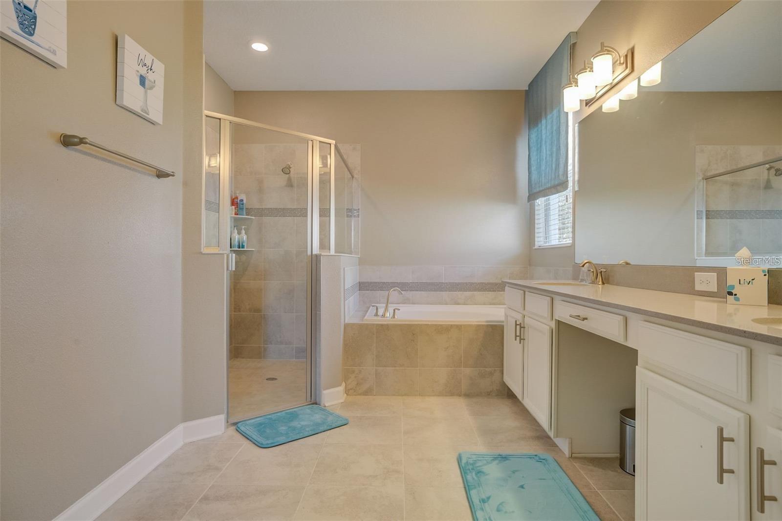 STOREY LAKE - Residential Lease