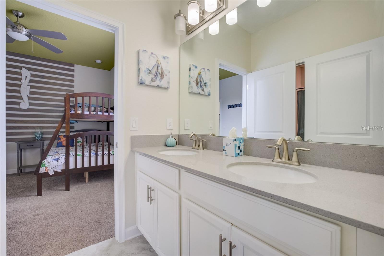 STOREY LAKE - Residential Lease